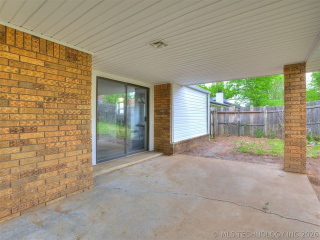 3351 S 143rd East Avenue, Tulsa, OK 74134