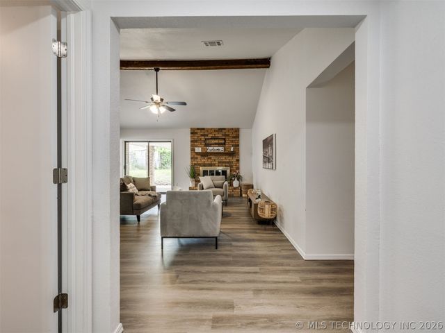 3351 S 143rd East Avenue, Tulsa, OK 74134