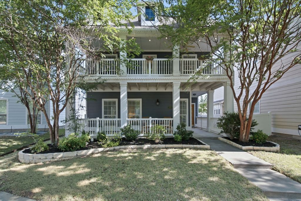 909 Charleston Lane, Savannah, TX 76227 — exterior