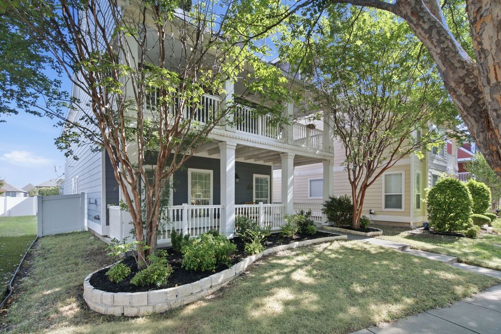 909 Charleston Lane, Savannah, TX 76227 — photo 2