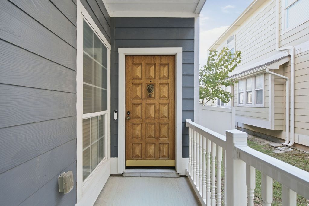 909 Charleston Lane, Savannah, TX 76227 — photo 5