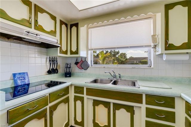 2367 Dover AVE, Fort Myers, FL 33907