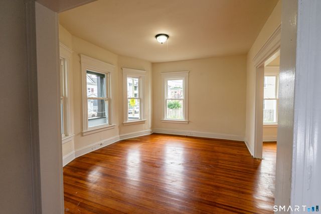337 Poplar Street, Bridgeport, CT 06605
