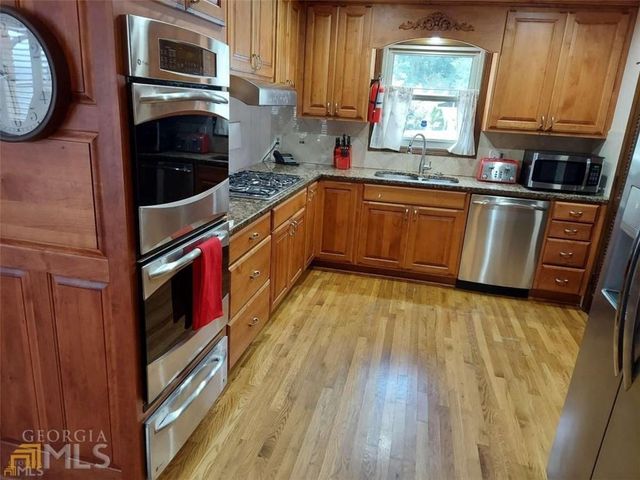 4710 Riverwood Circle, Decatur, GA 30035