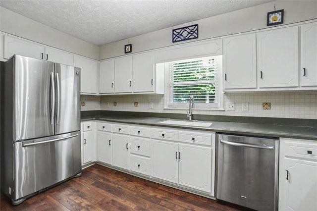 180 Hayes Circle, Rex, GA 30273