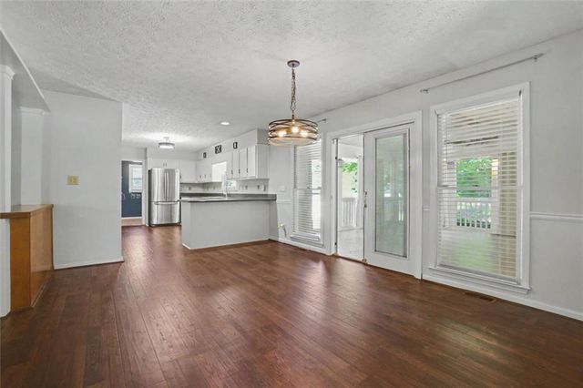 180 Hayes Circle, Rex, GA 30273