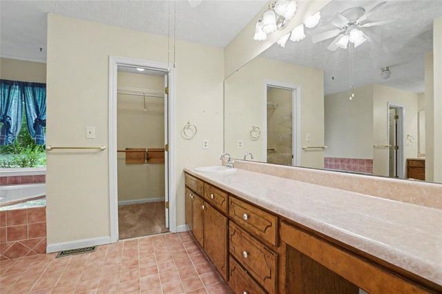 180 Hayes Circle, Rex, GA 30273