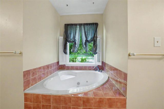 180 Hayes Circle, Rex, GA 30273