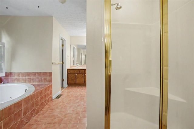 180 Hayes Circle, Rex, GA 30273