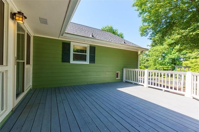 180 Hayes Circle, Rex, GA 30273