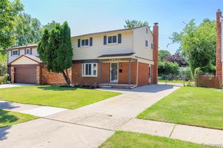 14631 Labelle Street, Oak Park, MI 48237