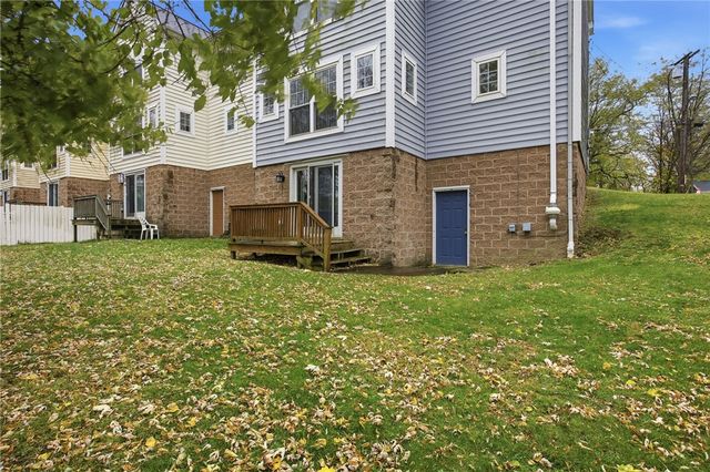 137 Freeland St, Beltzhoover, PA 15210