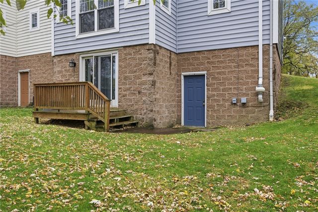 137 Freeland St, Beltzhoover, PA 15210