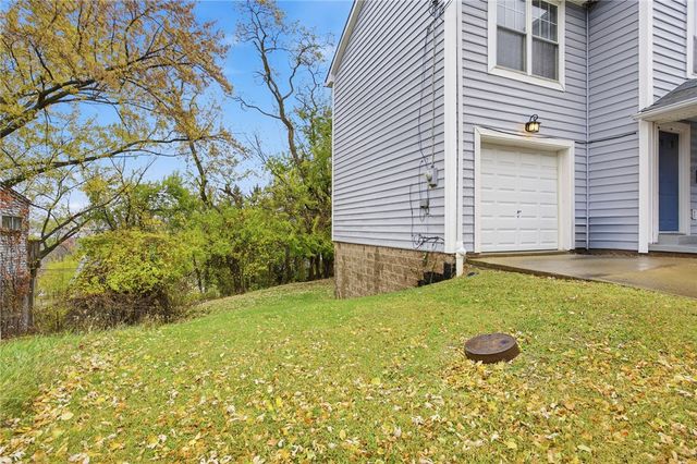 137 Freeland St, Beltzhoover, PA 15210