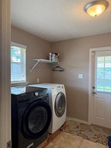 9580 Estate Drive S, Mobile, AL 36695