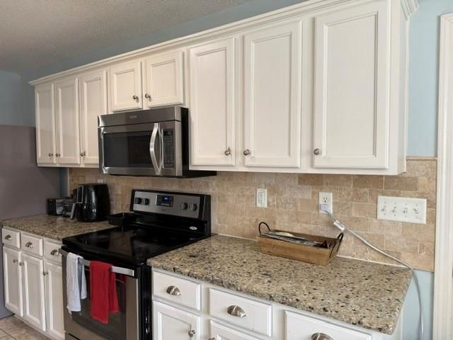 9580 Estate Drive S, Mobile, AL 36695