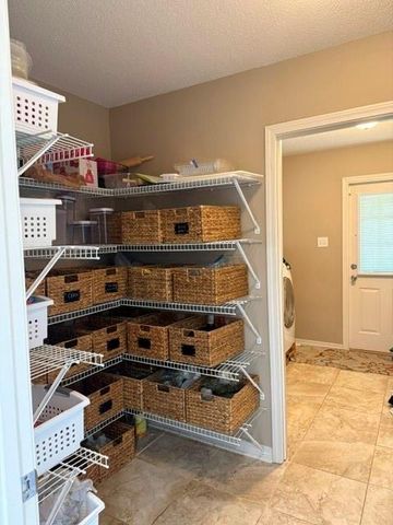 9580 Estate Drive S, Mobile, AL 36695