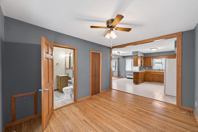 1848 Highway 96 E, White Bear Lake, MN 55110