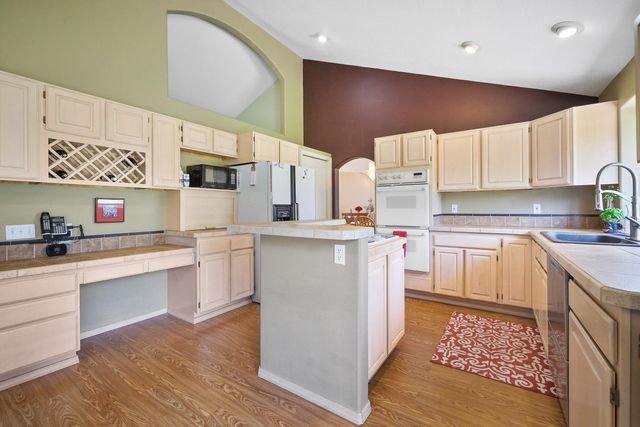 13012 W Greenfield Rd, Nine Mile Falls, WA 99026