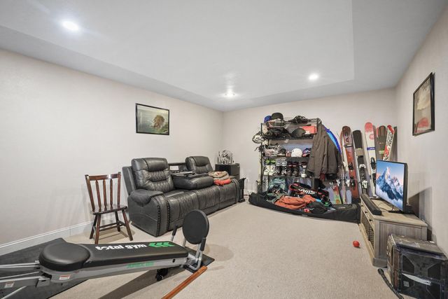 13012 W Greenfield Rd, Nine Mile Falls, WA 99026