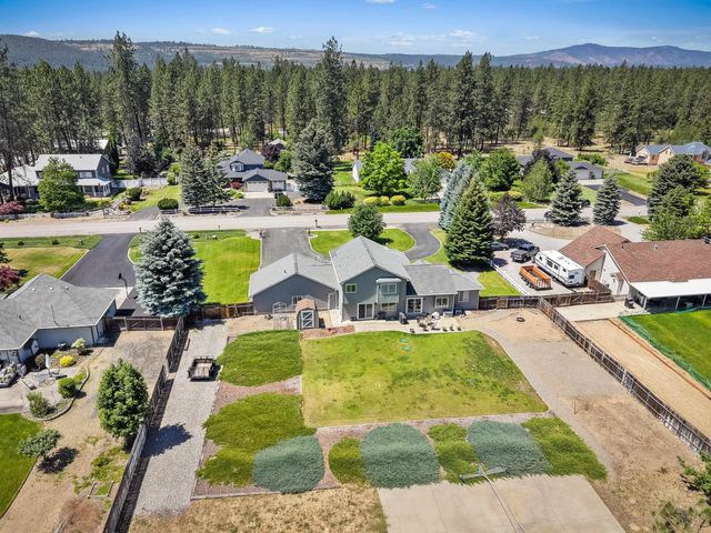 13012 W Greenfield Rd, Nine Mile Falls, WA 99026