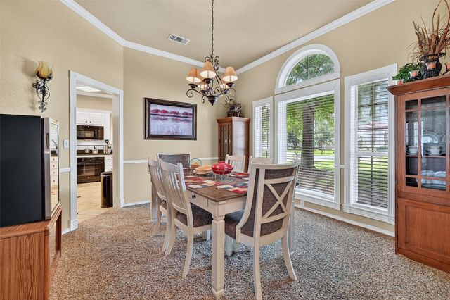 736 W Kiowa Drive, Lake Kiowa, TX 76240