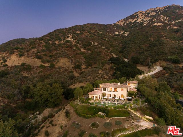 1101 Cold Canyon Road, Calabasas, CA 91302