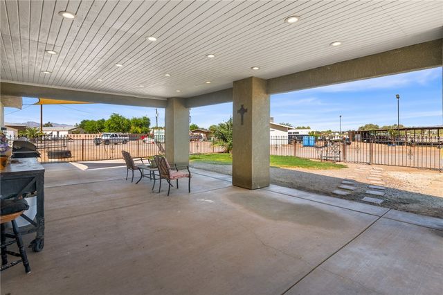 2143 E Willow Drive, Mohave Valley, AZ 86440