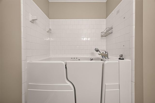 17611 Ten Curves Court, Spring, TX 77379