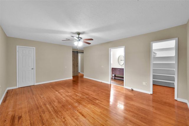 511 Front Street, New Waverly, TX 77358