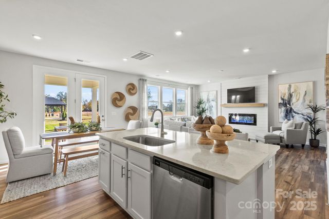 247 Bezelle Avenue, York, SC 29745