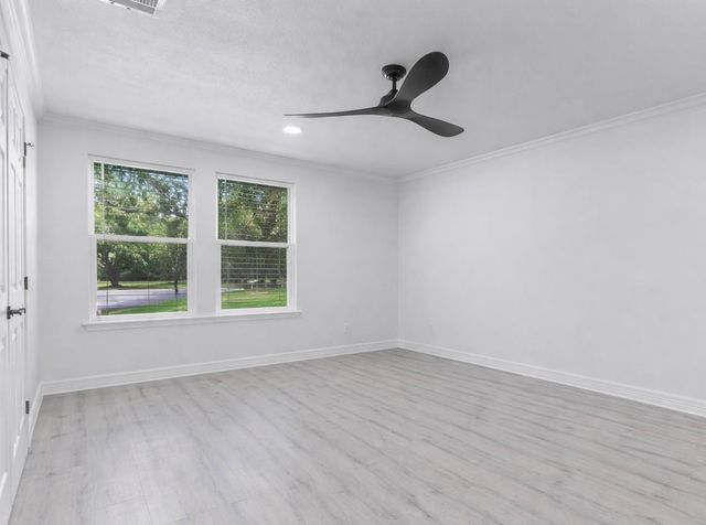 910 7th Street, Bay City, TX 77414