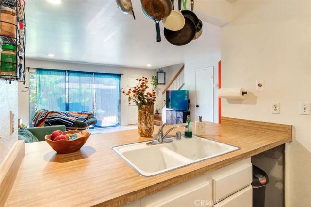 2069 S Magnolia Avenue 123, Ontario, CA 91762