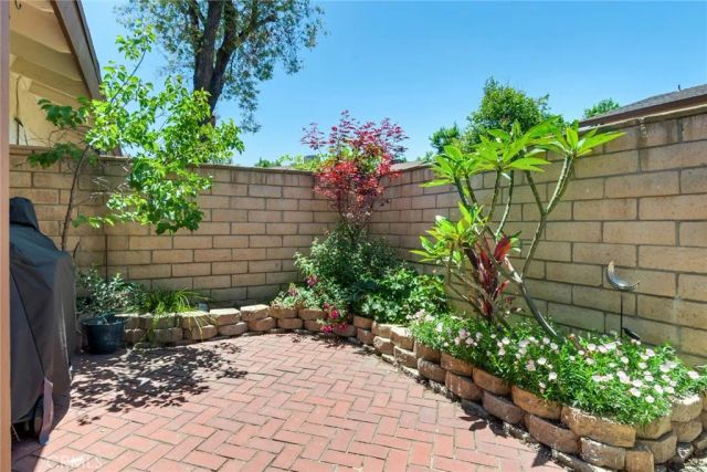 2069 S Magnolia Avenue 123, Ontario, CA 91762