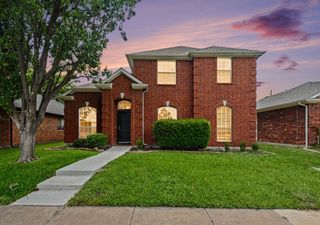 6017 Apache Drive, The Colony, TX 75056