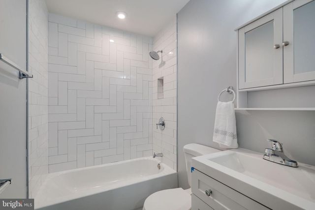 3312 D ST SE, Washington, DC 20019