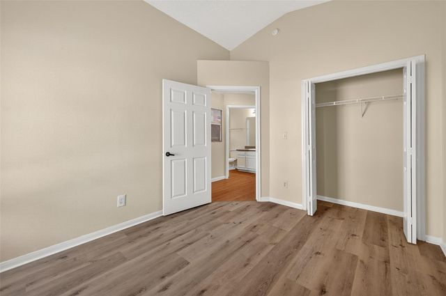 15743 Ridgegate Road, Houston, TX 77053