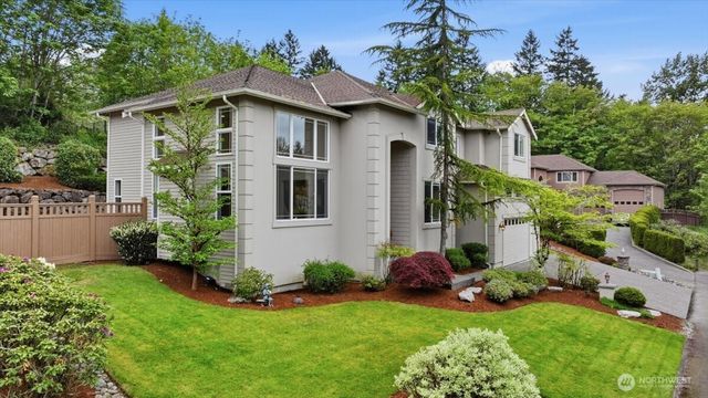 24121 NE 1st Place, Sammamish, WA 98074