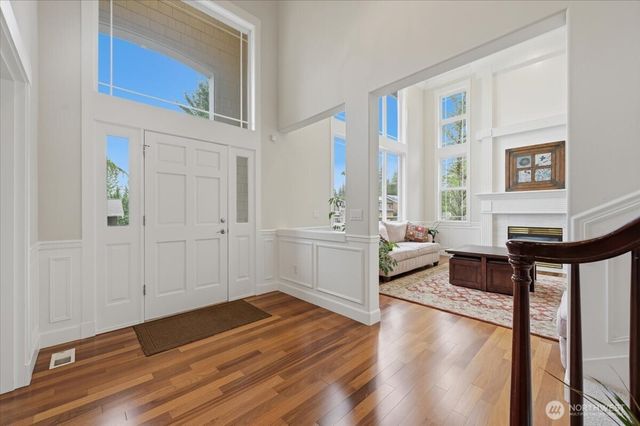 24121 NE 1st Place, Sammamish, WA 98074