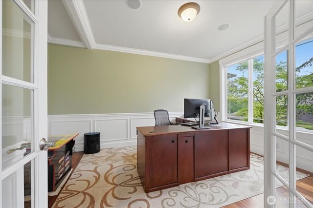 24121 NE 1st Place, Sammamish, WA 98074