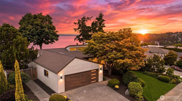 824 S Marine Hills Way, Federal Way, WA 98003