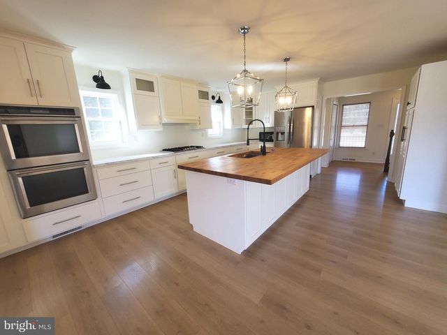 614 E PEBWORTH RD, Magnolia, DE 19962