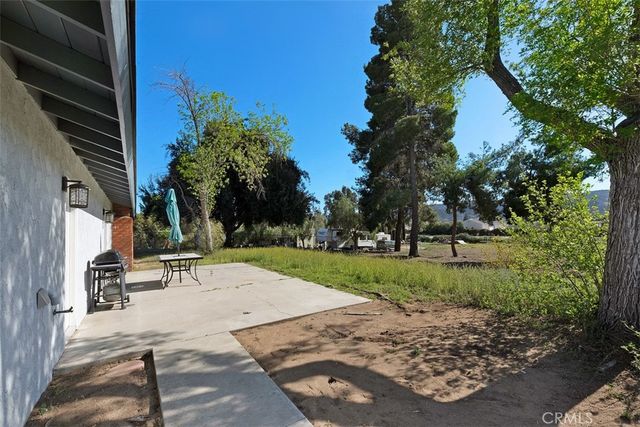 24567 Adams Avenue, Murrieta, CA 92562