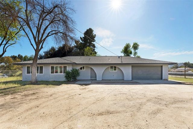 24567 Adams Avenue, Murrieta, CA 92562