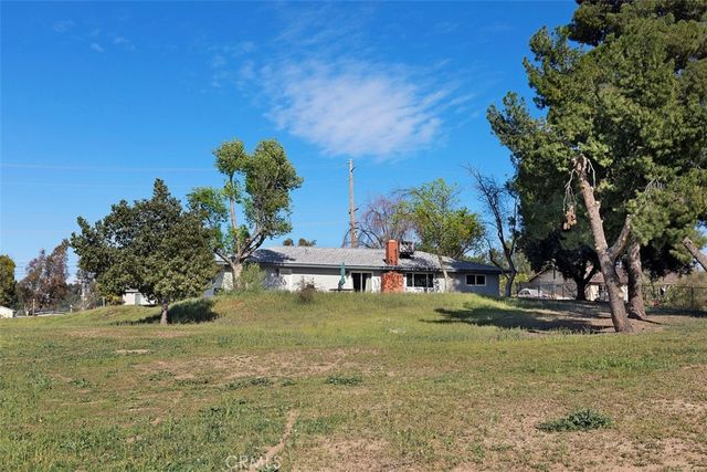 24567 Adams Avenue, Murrieta, CA 92562