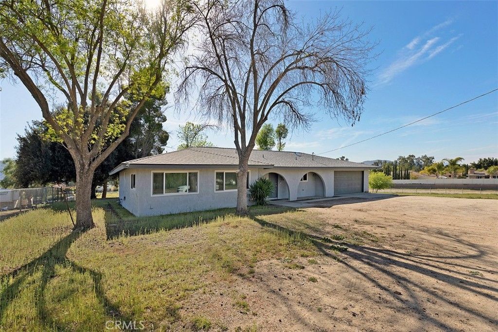 24567 Adams Avenue, Murrieta, CA 92562