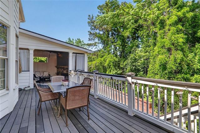 3702 Paces Park Circle SE, Smyrna, GA 30080