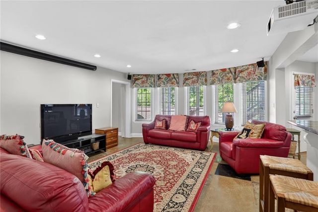 3702 Paces Park Circle SE, Smyrna, GA 30080