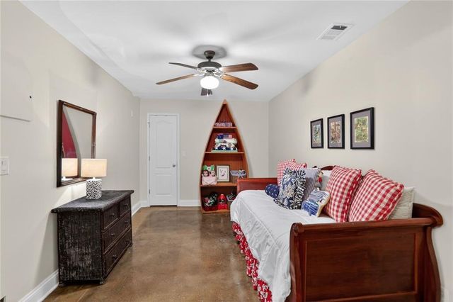 3702 Paces Park Circle SE, Smyrna, GA 30080