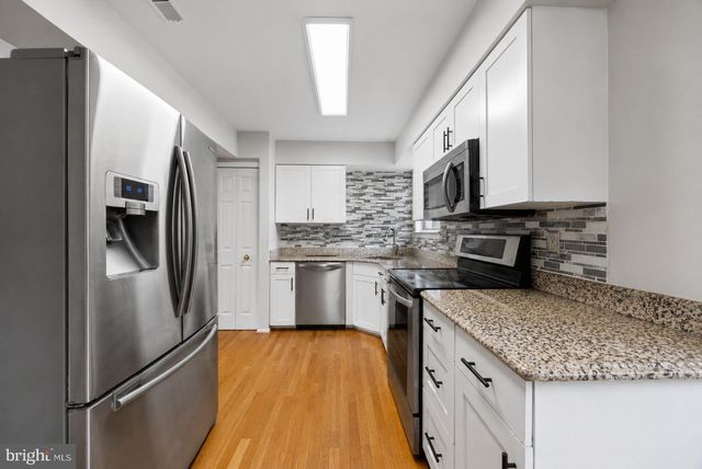 7760 CHATFIELD LN, Ellicott City, MD 21043